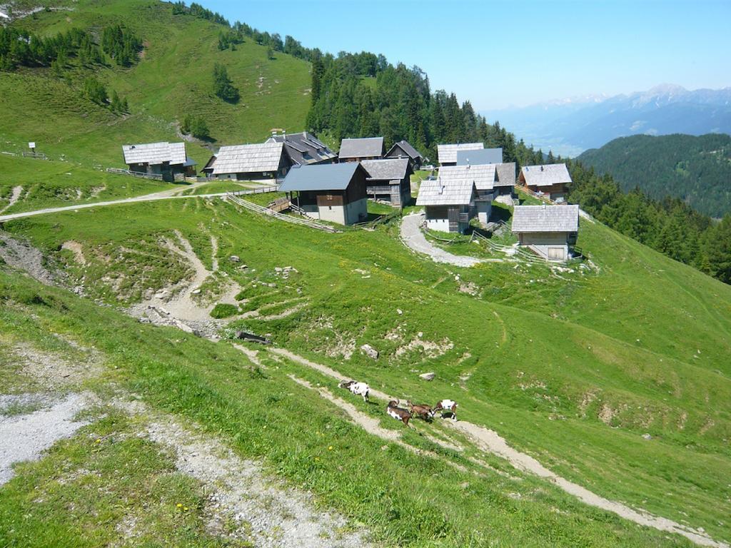 Villa Ferienhaus Mitsche Hermagor Zimmer foto